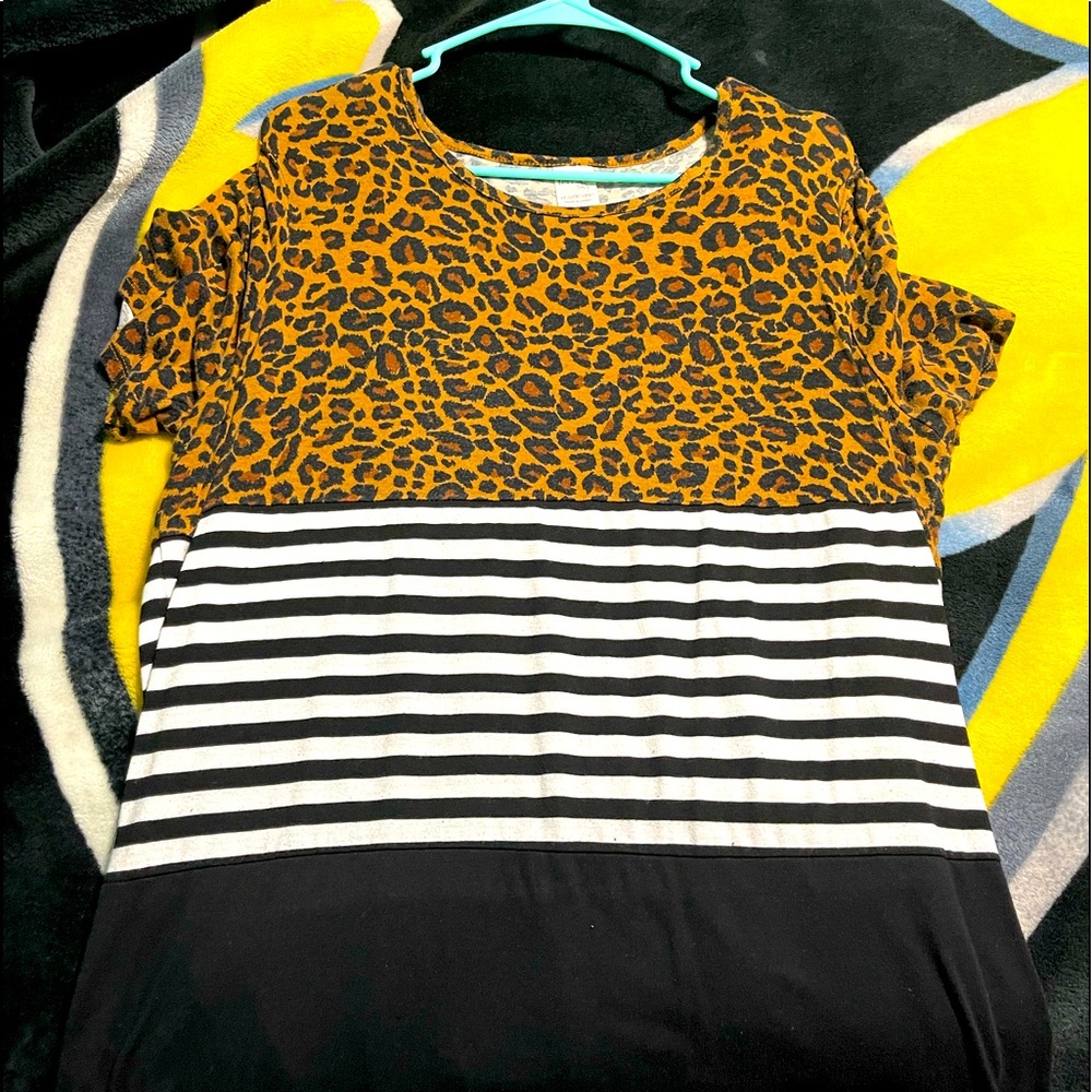 Cheetah print Tee